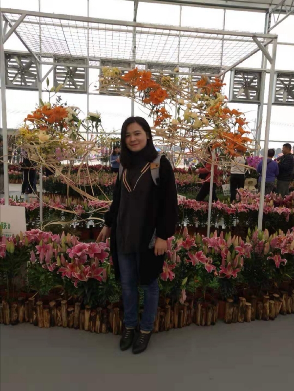 紫苏的第一张照片--百色相亲服务中心