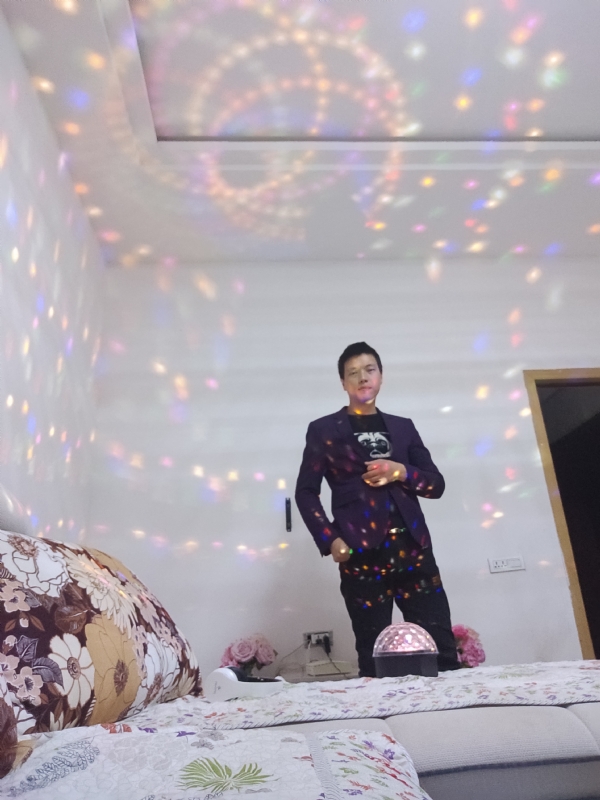 慕凡的第一张照片--百色相亲服务中心