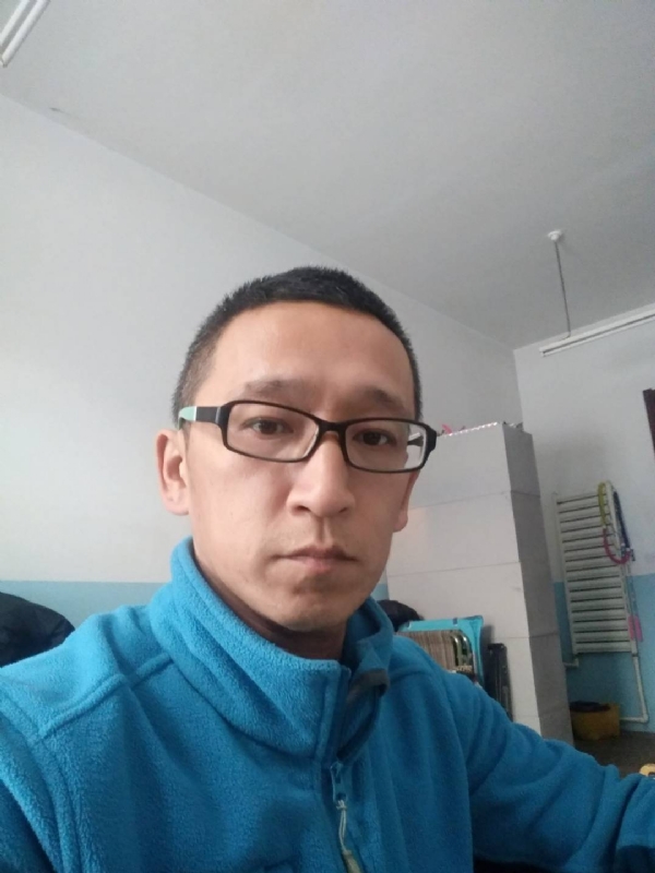 晓峰的第三张照片--百色相亲服务中心