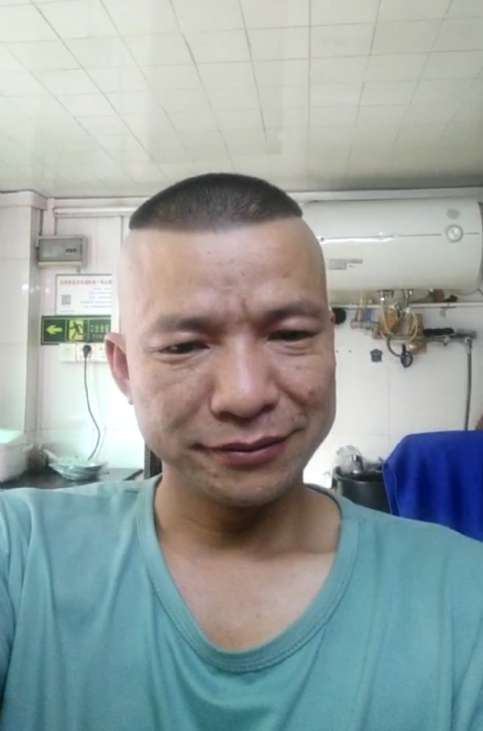 自创生涯的第一张照片--百色相亲服务中心