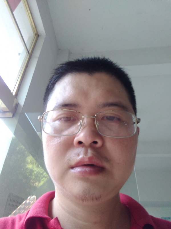 渠雨的第一张照片--百色相亲服务中心