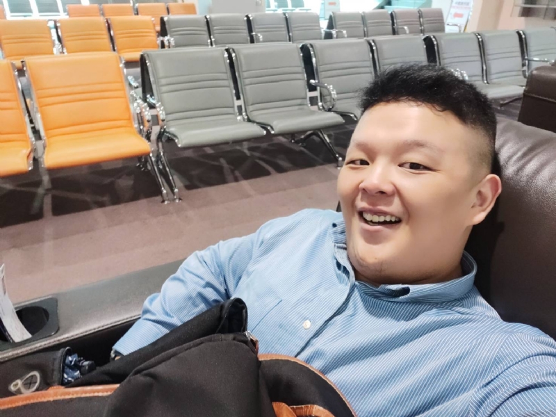 hu的第一张照片--百色相亲服务中心