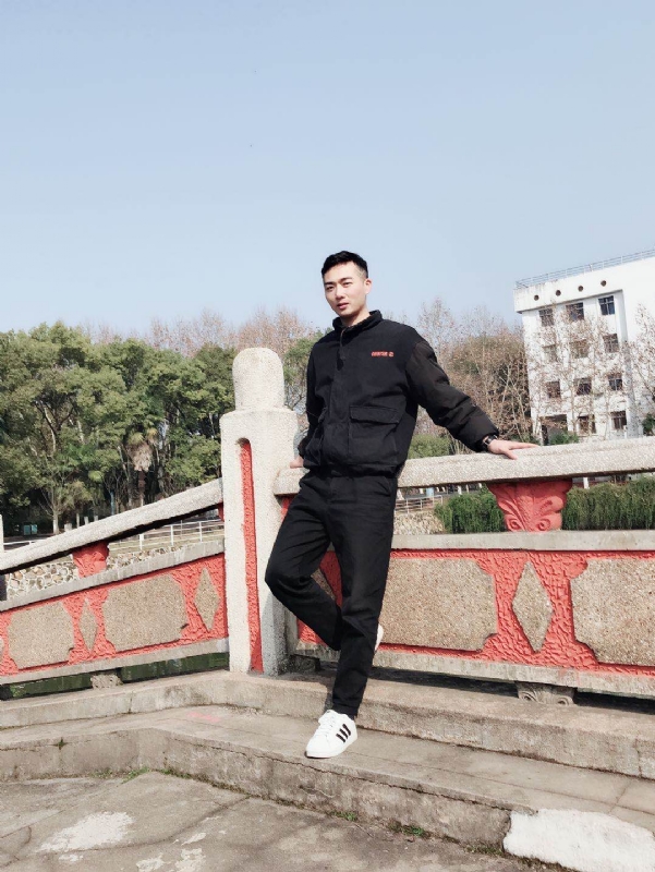 柒玥的第一张照片--百色相亲服务中心