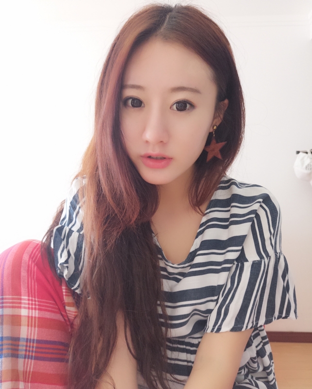 妮妮的第二张照片--百色相亲服务中心