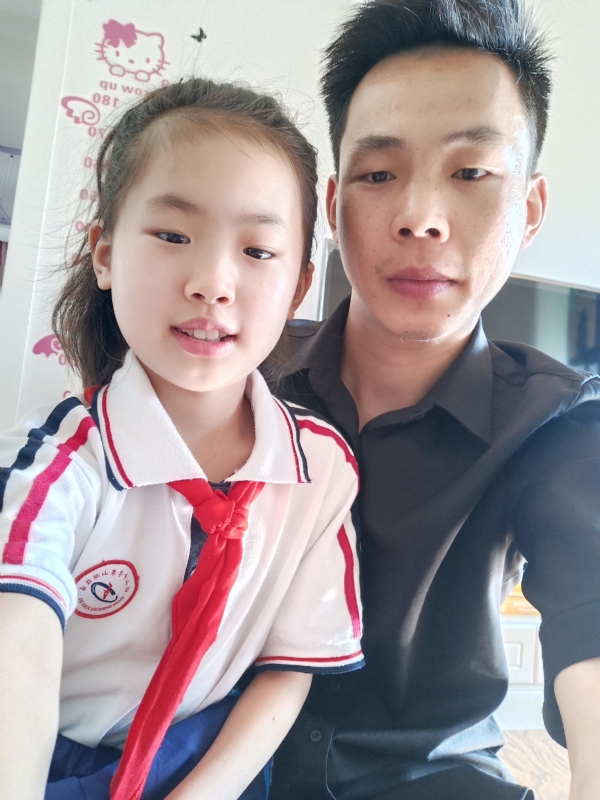 小神兽的第一张照片--百色相亲服务中心