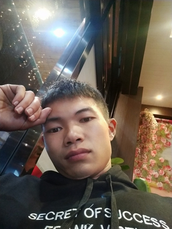 好想你的第一张照片--百色相亲服务中心