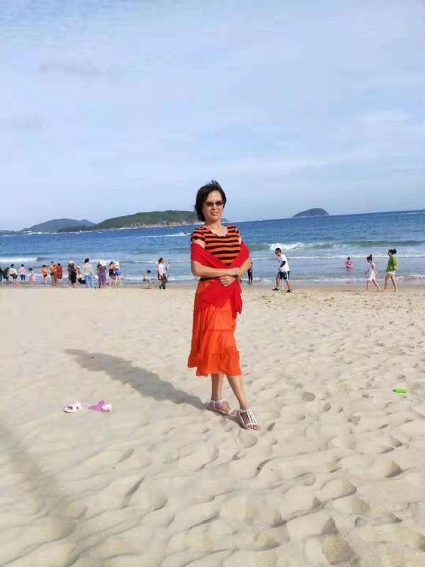 ruwu的第一张照片--百色相亲服务中心