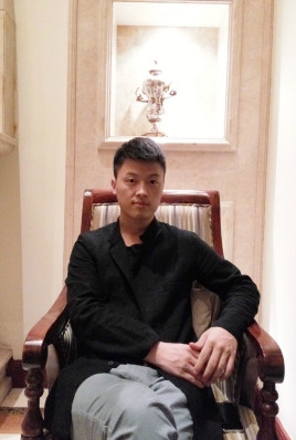 制片人杨亚林的第二张照片--百色相亲服务中心