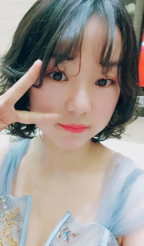 小c猫的第一张照片--百色相亲服务中心