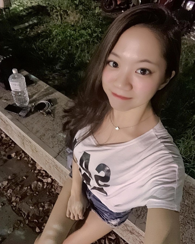 欣欣的第一张照片--百色相亲服务中心