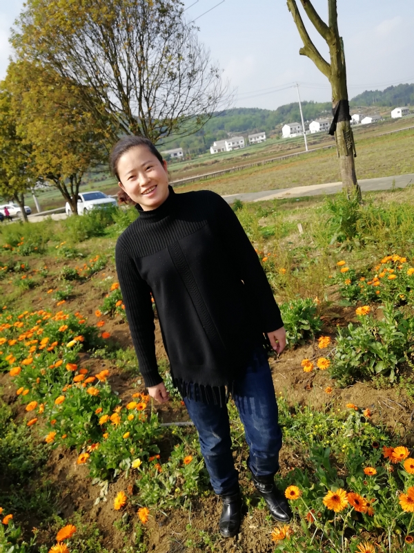 征婚女人的第二张照片--百色相亲服务中心