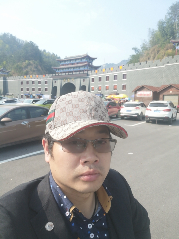 金沧海的第一张照片--百色相亲服务中心