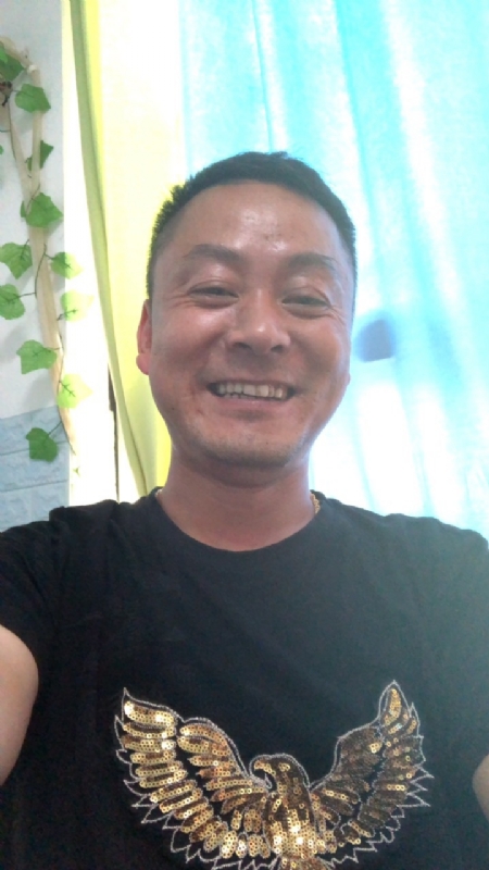 大海的第一张照片--百色相亲服务中心