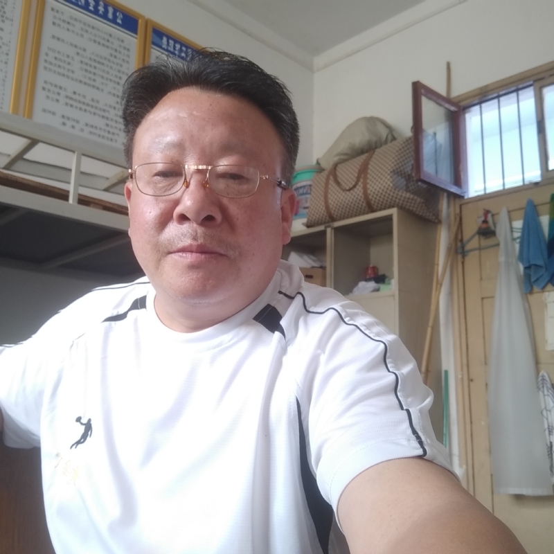 咣次次的第一张照片--百色相亲服务中心