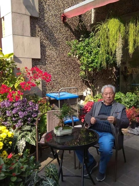 胡敬元的第二张照片--百色相亲服务中心