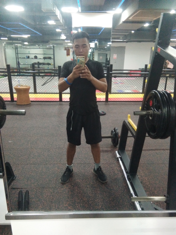 追忆的第一张照片--百色相亲服务中心