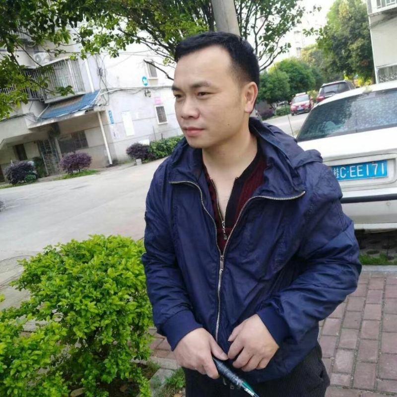 灰色足迹的第一张照片--百色相亲服务中心