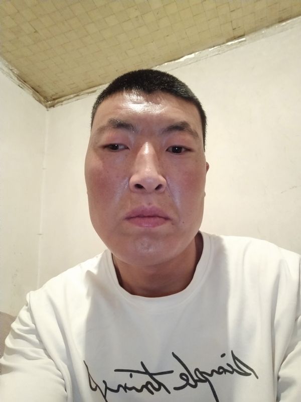 只为遇见你的第二张照片--百色相亲服务中心