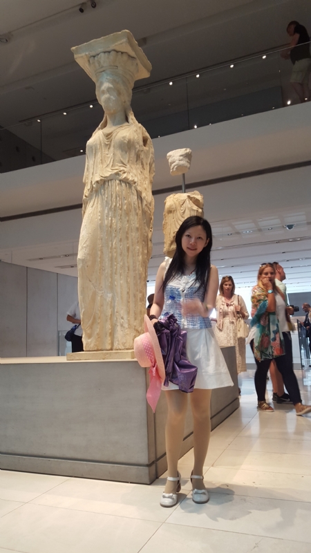 捻花微笑的第一张照片--百色相亲服务中心