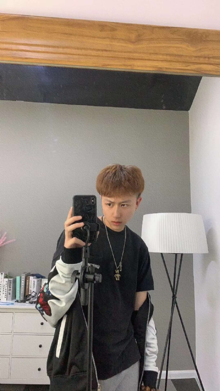 甜甜爱情我来啦的第一张照片--百色相亲服务中心