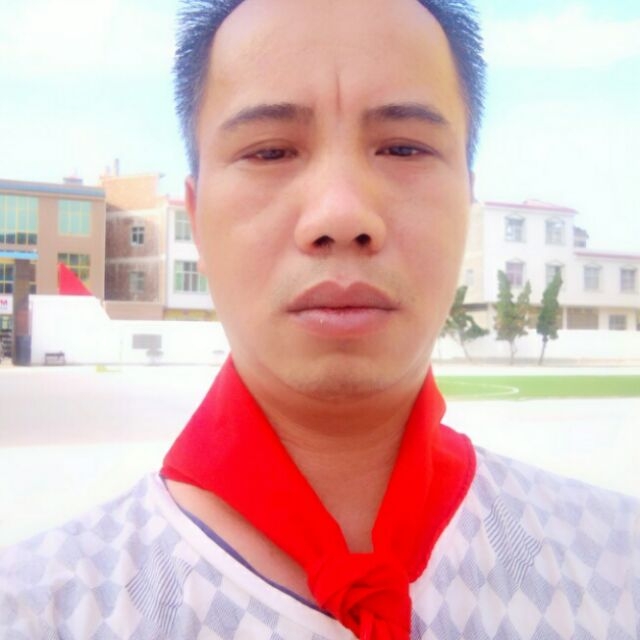 留守男人的第一张照片--百色相亲服务中心