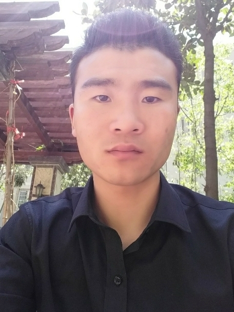 安之若素的第一张照片--百色相亲服务中心