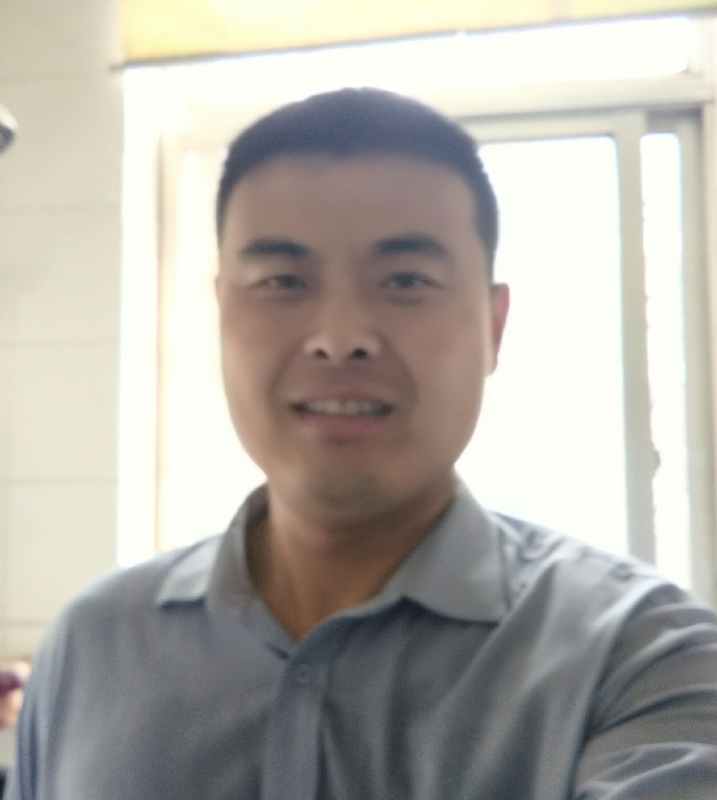 李伟的第一张照片--百色相亲服务中心