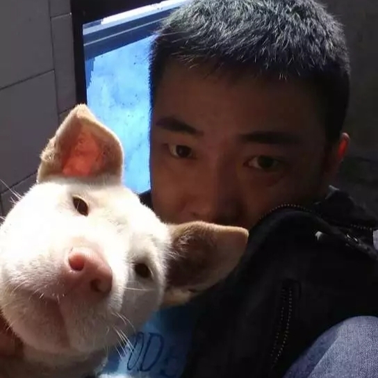 光棍的第一张照片--百色相亲服务中心