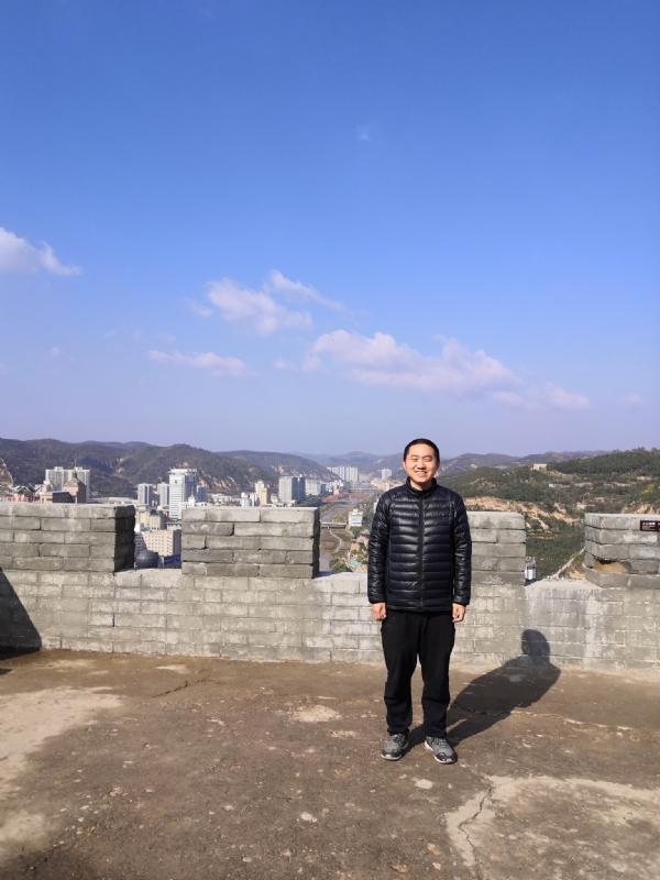 人间不值得的第一张照片--百色相亲服务中心