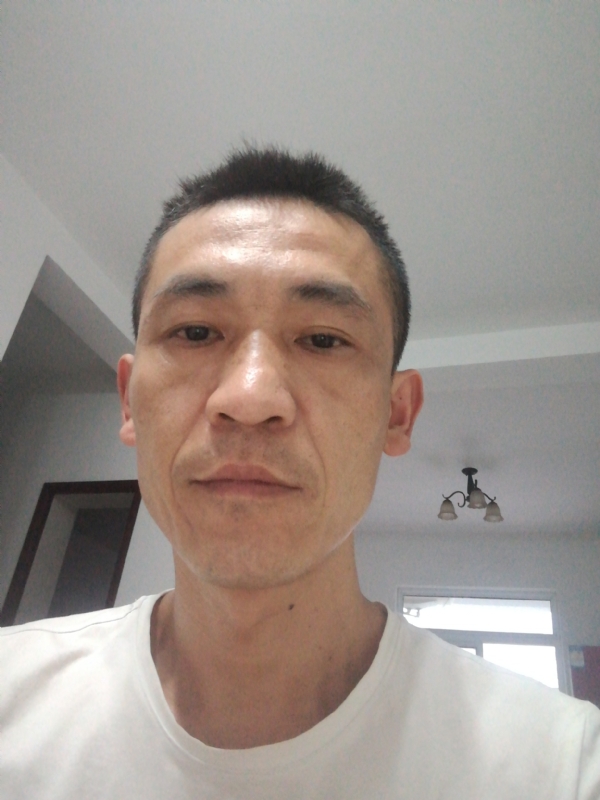 找老伴的第一张照片--百色相亲服务中心