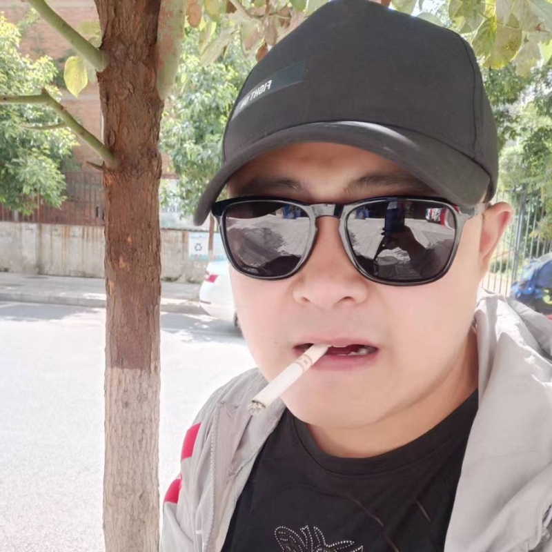 瞄小七的第一张照片--百色相亲服务中心