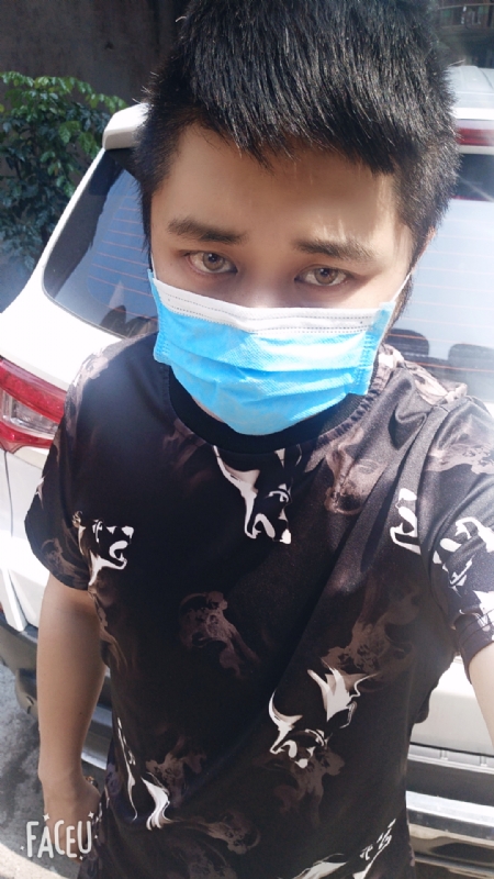 小周周的第一张照片--百色相亲服务中心