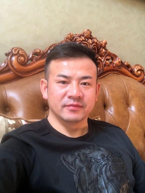 治国的第一张照片--百色相亲服务中心