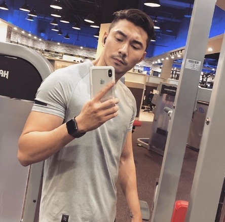 Larryyy的第一张照片--百色相亲服务中心