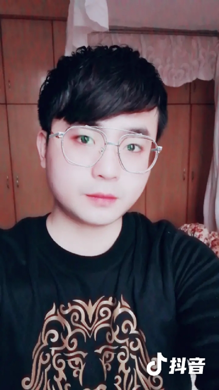 哎呦哥哥的第二张照片--百色相亲服务中心