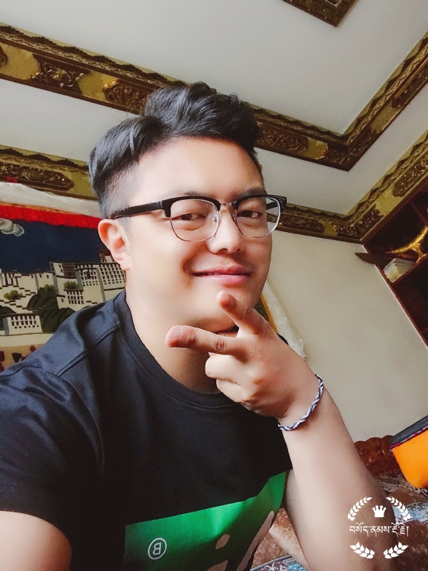 橙男的第四张照片--百色相亲服务中心