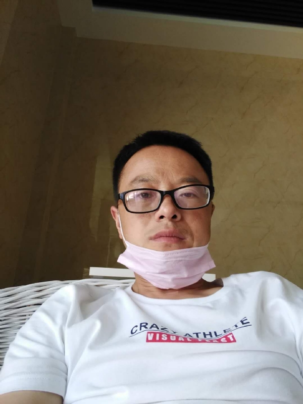 小马奔腾的第一张照片--百色相亲服务中心