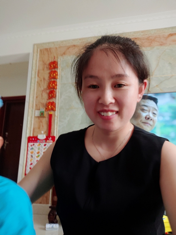 睿智的第一张照片--百色相亲服务中心