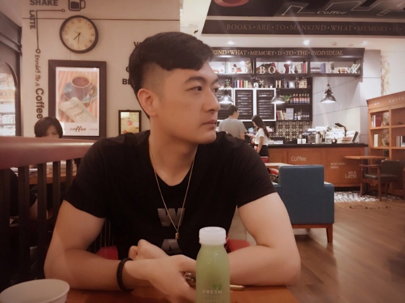 猩猩的第三张照片--百色相亲服务中心