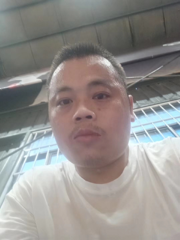 未完待旭的第一张照片--百色相亲服务中心