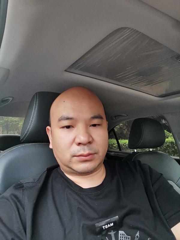 爷们已经老了的第一张照片--百色相亲服务中心