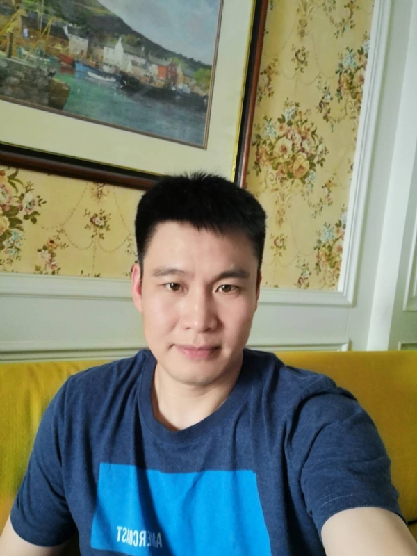 阳光灿烂的第二张照片--百色相亲服务中心