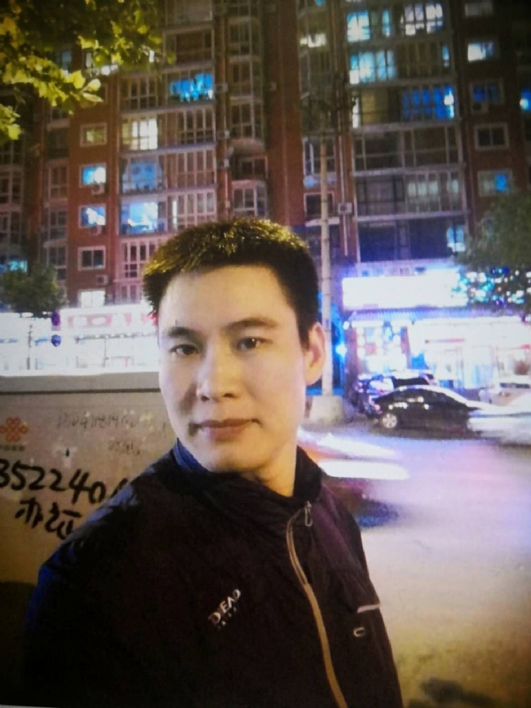 阳光灿烂的第三张照片--百色相亲服务中心