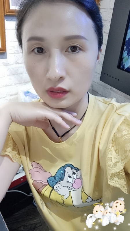 桃子的第一张照片--百色相亲服务中心