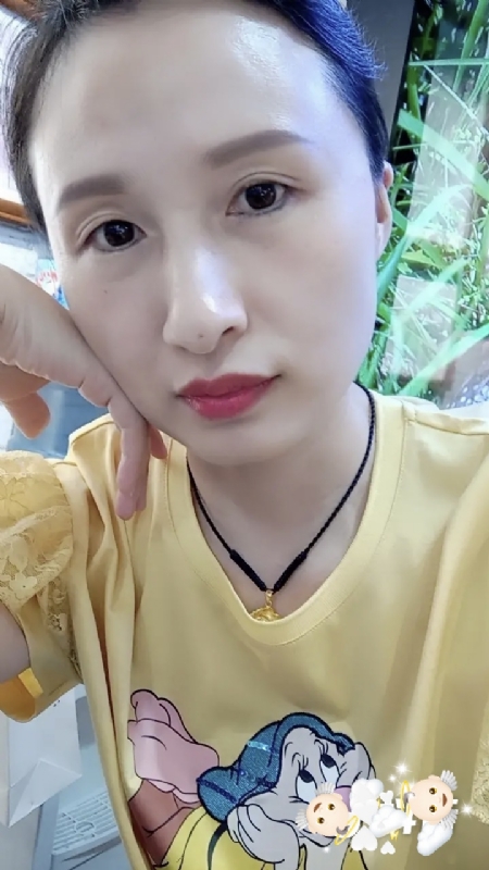 桃子的第二张照片--百色相亲服务中心