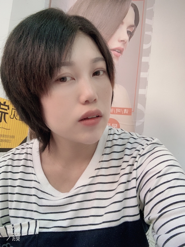 寻找爱情的第一张照片--百色相亲服务中心