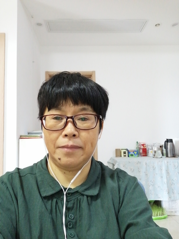 千鸢的第三张照片--百色相亲服务中心