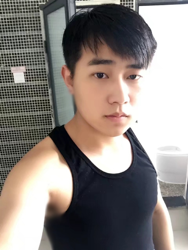 繁花似锦的第一张照片--百色相亲服务中心