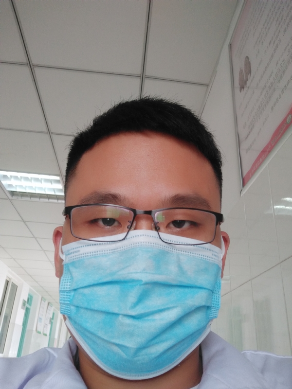 风轻云淡的第一张照片--百色相亲服务中心