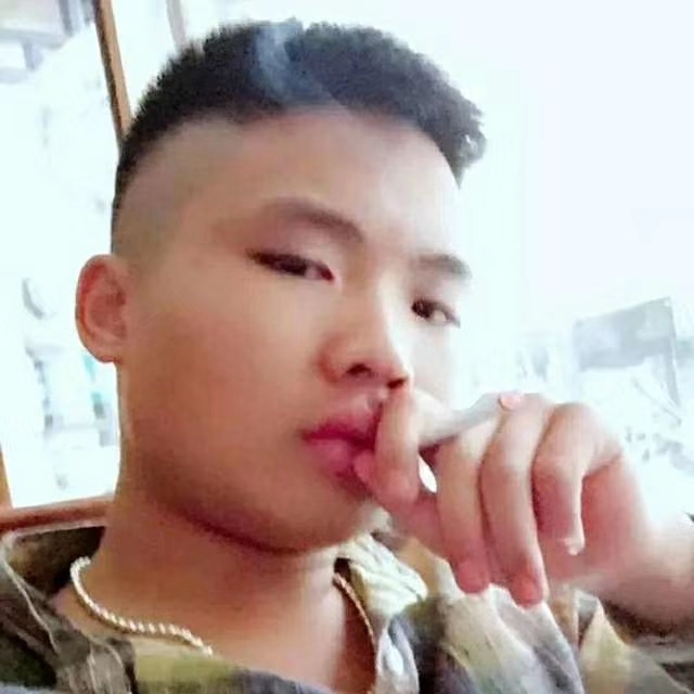 比比曾_的第一张照片--百色相亲服务中心